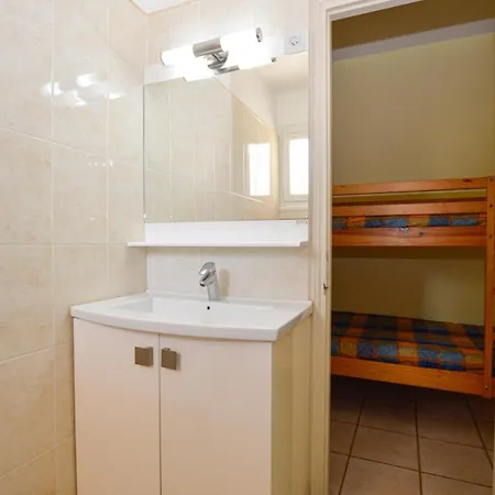Apartment Beautiful In Propriano With Kitchenette Propriano (Corsica)